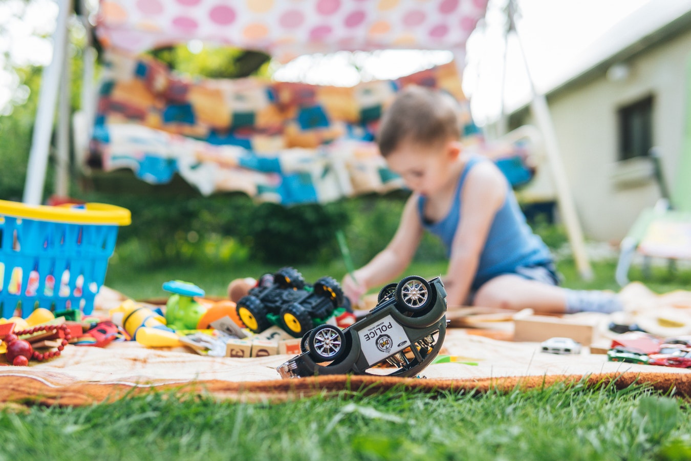 Crescere bambini felici con i giochi di società è possibile?